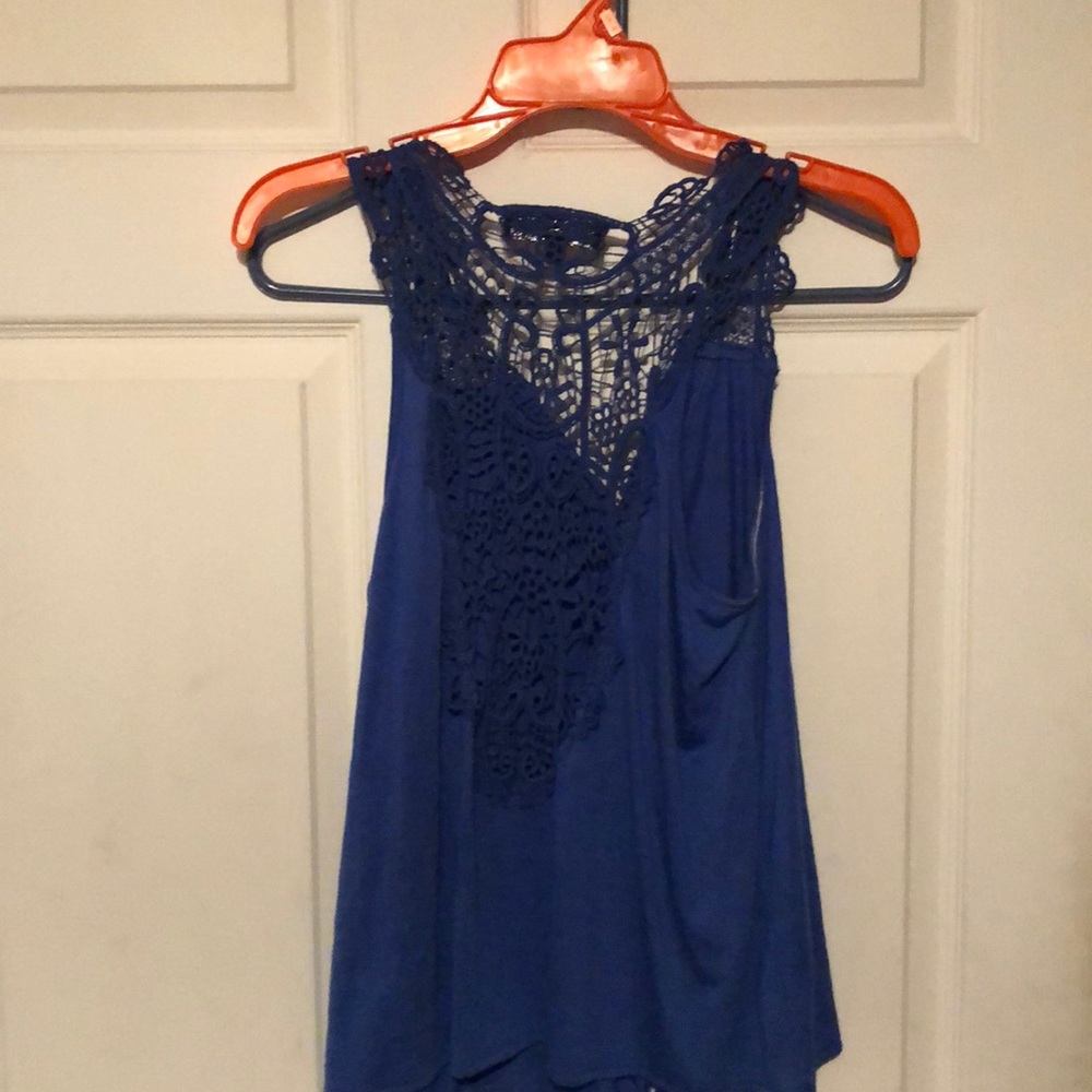 Tank top - Picture 2 of 4